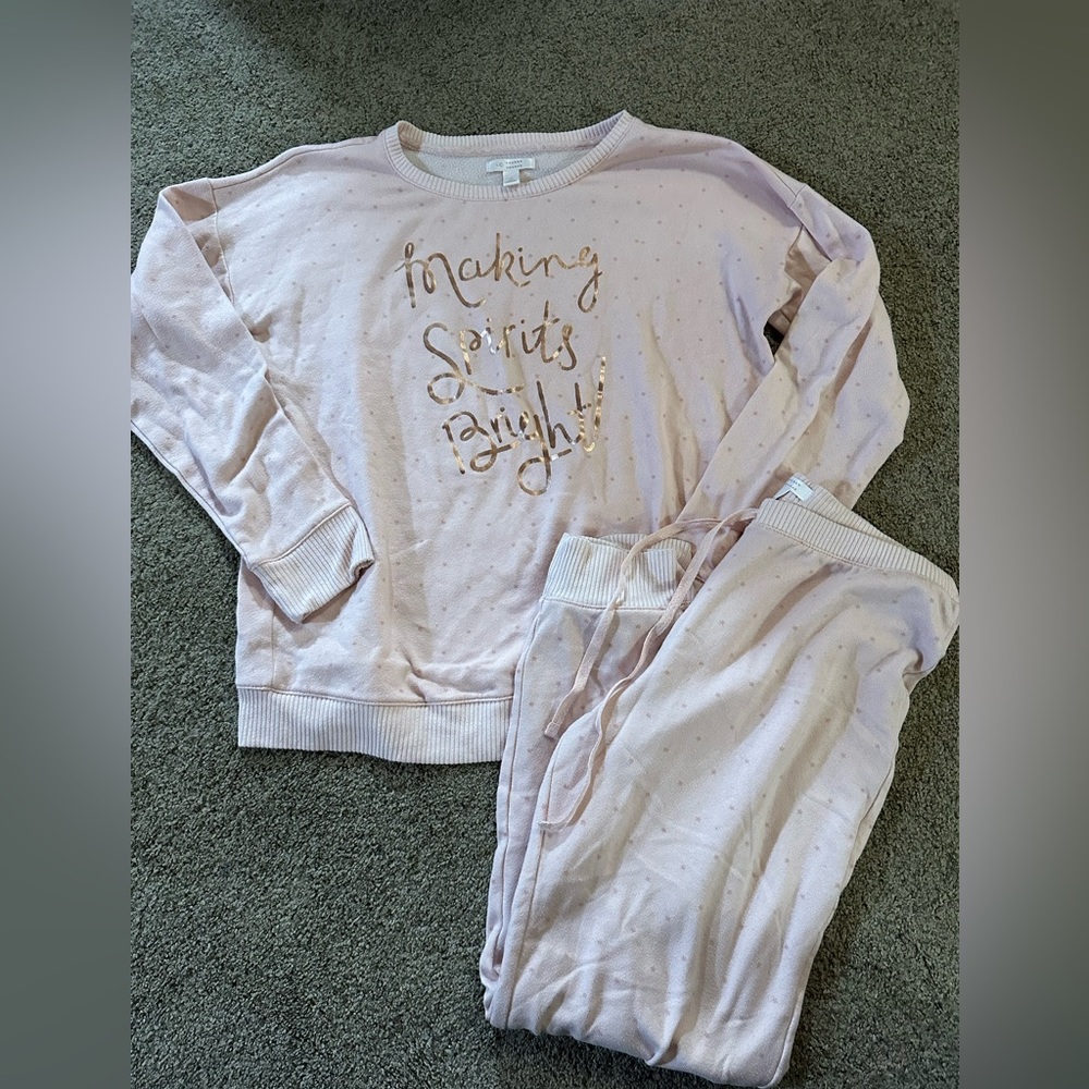 Holiday Lounge wear size Medium